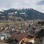 Nyaraló In Near Spieljoch Lift